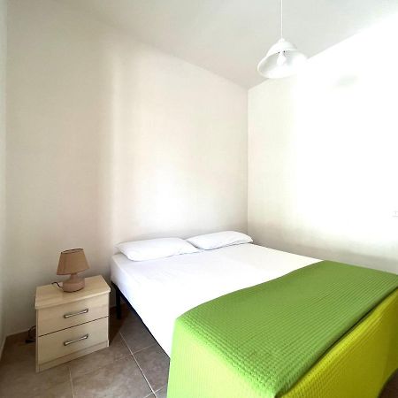 Blue Area Apartments - Fromhometosalento Torre dell'Orso Bagian luar foto