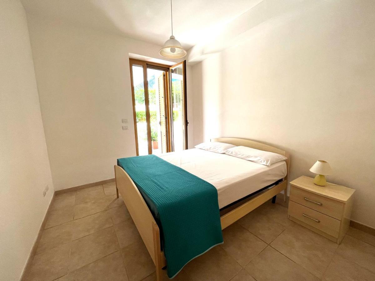 Blue Area Apartments - Fromhometosalento Torre dell'Orso Bagian luar foto